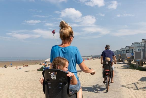 Fietsen op het strand | Roompot Beach Resort